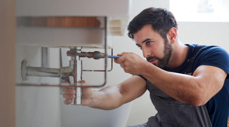 Local expert plumbing services in Coral, MI